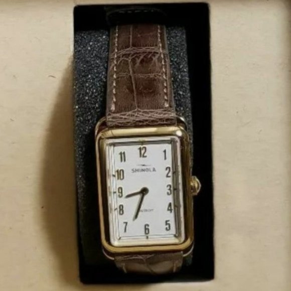 Shinola Muldowney Watch With 24 x 32mm White
